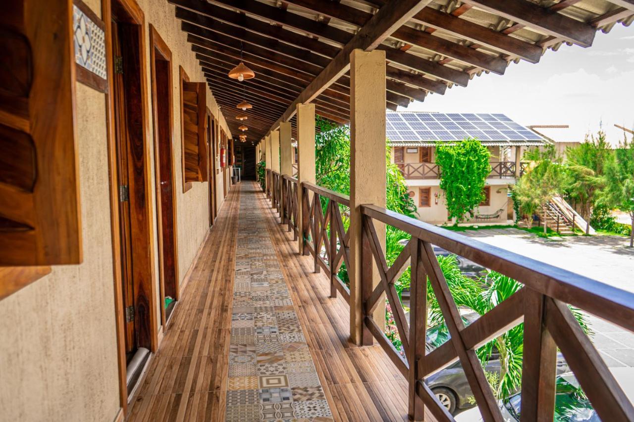Leao Beach Pousada Луис-Коррея Экстерьер фото