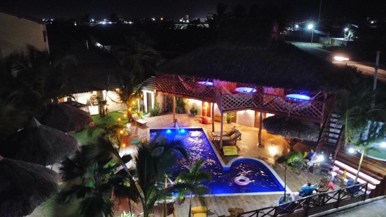 Leao Beach Pousada Луис-Коррея Экстерьер фото