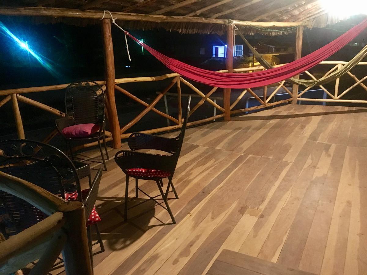 Leao Beach Pousada Луис-Коррея Экстерьер фото